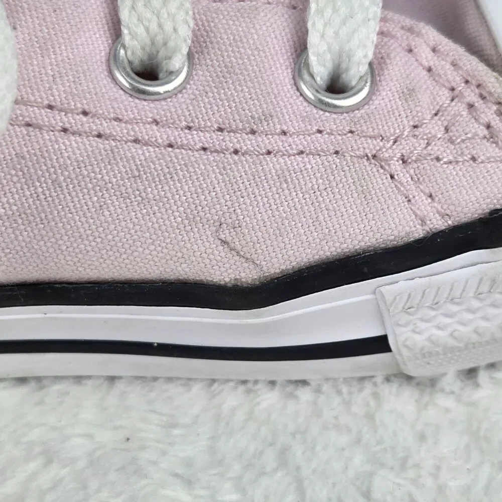 Converse Chuck Taylor All Star Pink Infant Sneakers Size 9 Classic Low Top‎